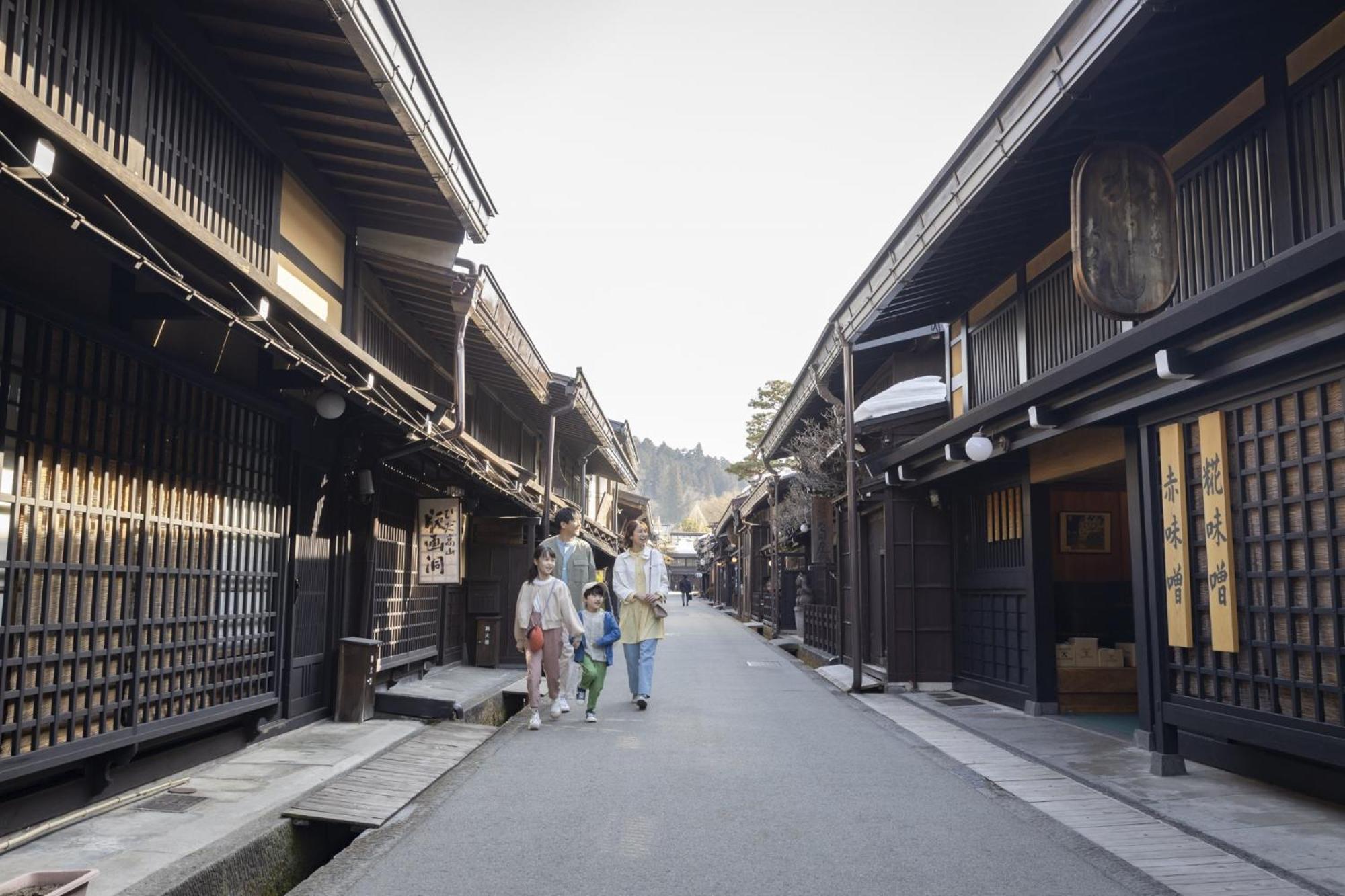 Ooedo Onsen Monogatari Premium Gero Honkan Exteriér fotografie